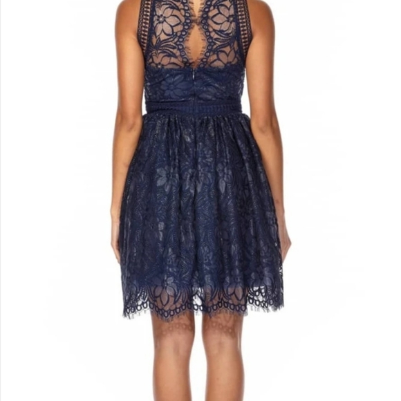 TFNC LONDON Bethany Lace Dress S - Picture 2 of 11
